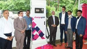 Ev charging station starts in navi mumbai | नवी मुंबईत देशातील सर्वात मोठे  इव्ही चार्जिंग स्टेशन सुरू